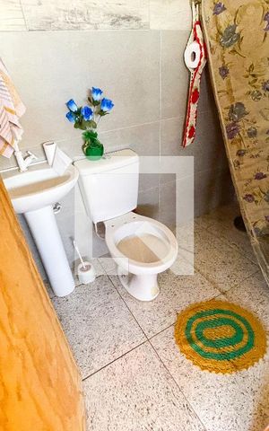 Casa à venda com 250m², 6 quartos e 8 vagasBanheiro terraço