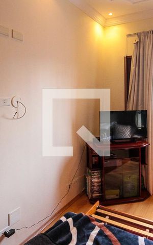 Casa à venda com 250m², 3 quartos e 3 vagas Casa à venda com 250m², 3 quartos e 3 vagasQuarto 02