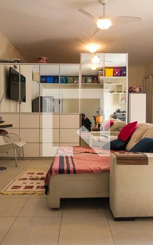 Casa à venda com 250m², 3 quartos e 3 vagas Casa à venda com 250m², 3 quartos e 3 vagasEdícula