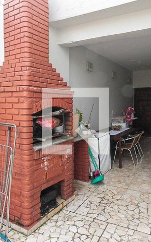 Casa à venda com 250m², 3 quartos e 3 vagas Casa à venda com 250m², 3 quartos e 3 vagasÁrea Gourmet