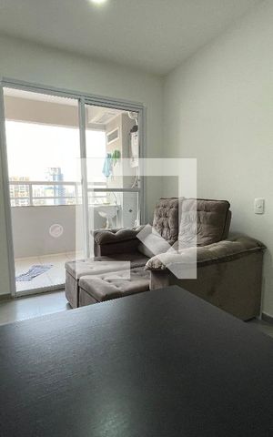 Apartamento à venda com 42m², 2 quartos e sem vaga Apartamento à venda com 42m², 2 quartos e sem vagaSala
