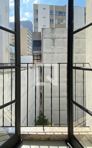Apartamento à venda com 48m², 1 quarto e 1 vaga Apartamento à venda com 48m², 1 quarto e 1 vagaVista da sala
