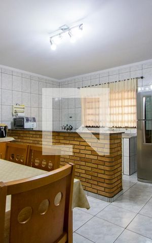 Casa à venda com 174m², 3 quartos e 2 vagas Casa à venda com 174m², 3 quartos e 2 vagasCopa/Cozinha