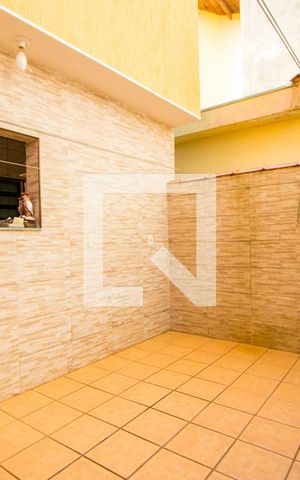 Casa à venda com 174m², 3 quartos e 2 vagas Casa à venda com 174m², 3 quartos e 2 vagasQuintal/Espaço gourmet