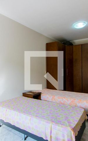 Casa à venda com 174m², 3 quartos e 2 vagas Casa à venda com 174m², 3 quartos e 2 vagasQuarto 1 - Suíte