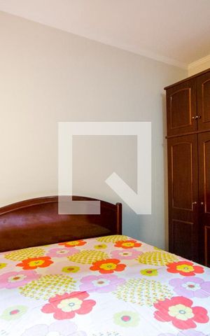 Casa à venda com 174m², 3 quartos e 2 vagas Casa à venda com 174m², 3 quartos e 2 vagasQuarto 2