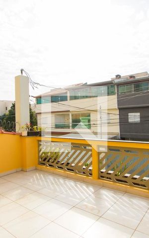Casa à venda com 174m², 3 quartos e 2 vagas Casa à venda com 174m², 3 quartos e 2 vagasVaranda do quarto 1