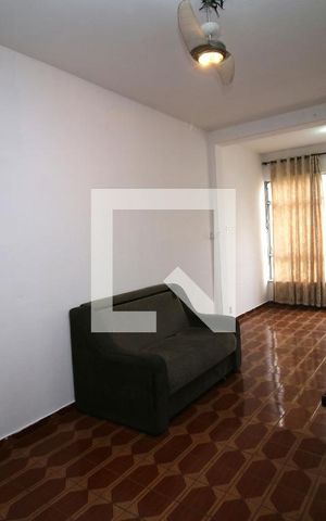 Apartamento à venda com 71m², 3 quartos e sem vagaSala