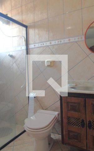 Casa à venda com 268m², 5 quartos e 3 vagasBanheiro