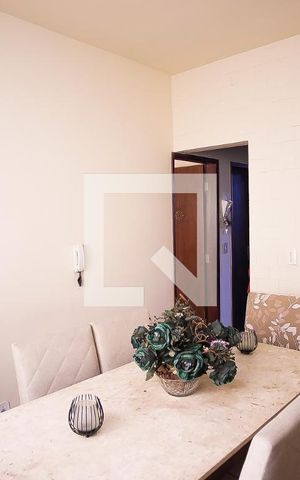 Casa de condomínio à venda com 117m², 4 quartos e 2 vagas Casa de condomínio à venda com 117m², 4 quartos e 2 vagasSala