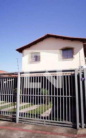 Casa de condomínio à venda com 117m², 4 quartos e 2 vagas Casa de condomínio à venda com 117m², 4 quartos e 2 vagasFachada