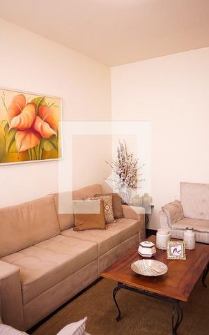 Casa de condomínio à venda com 117m², 4 quartos e 2 vagas Casa de condomínio à venda com 117m², 4 quartos e 2 vagasSala