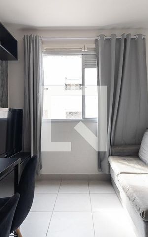Apartamento à venda com 33m², 2 quartos e sem vaga Apartamento à venda com 33m², 2 quartos e sem vagaSala