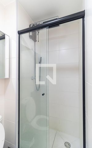 Apartamento à venda com 33m², 2 quartos e sem vaga Apartamento à venda com 33m², 2 quartos e sem vagaBanheiro
