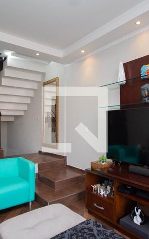 Casa à venda com 200m², 3 quartos e 3 vagasSala