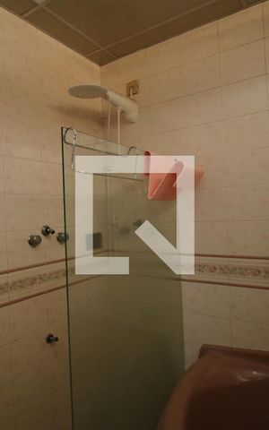 Casa à venda com 220m², 3 quartos e 1 vagaBanheiro da suíte 1