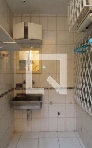 Casa à venda com 220m², 3 quartos e 1 vagaÁrea de Serviço