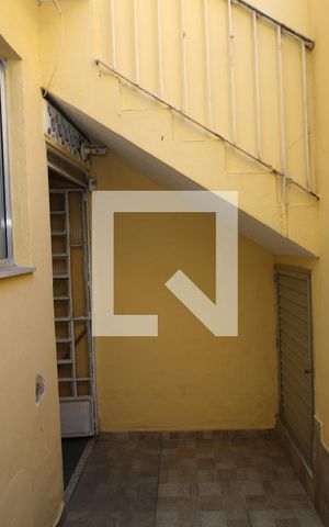Casa à venda com 220m², 3 quartos e 1 vagaÁrea de Serviço