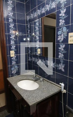 Casa à venda com 220m², 3 quartos e 1 vagaBanheiro Social