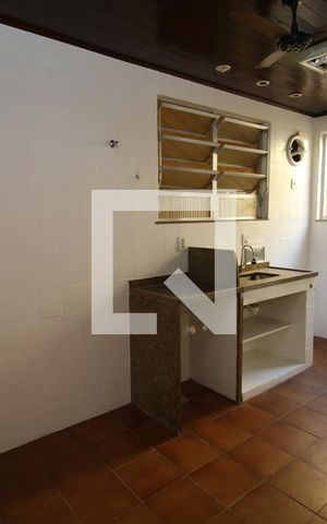 Casa à venda com 220m², 3 quartos e 1 vagaCozinha
