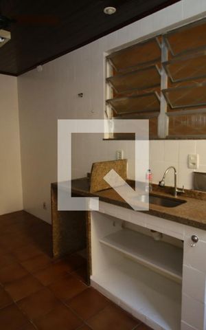 Casa à venda com 220m², 3 quartos e 1 vagaCozinha