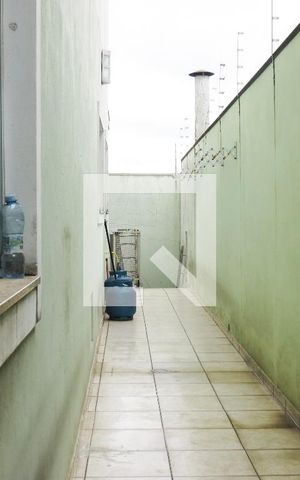 Casa à venda com 170m², 3 quartos e 3 vagasCorredor Externo