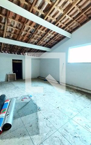 Casa à venda com 170m², 3 quartos e 3 vagasSótão