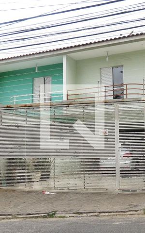 Casa à venda com 170m², 3 quartos e 3 vagasFachada