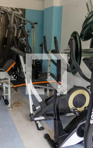Apartamento à venda com 51m², 2 quartos e 1 vaga Apartamento à venda com 51m², 2 quartos e 1 vagaAcademia