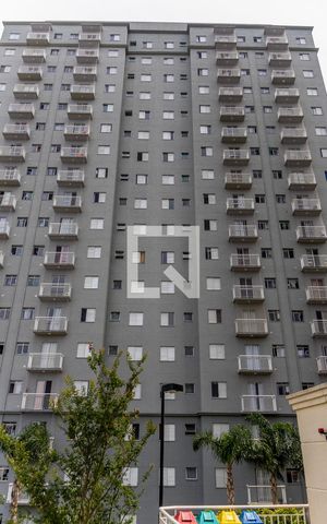 Apartamento à venda com 51m², 2 quartos e 1 vaga Apartamento à venda com 51m², 2 quartos e 1 vagaFachada