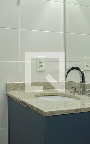 Studio para alugar com 27m², 1 quarto e sem vaga Studio para alugar com 27m², 1 quarto e sem vagaBanheiro