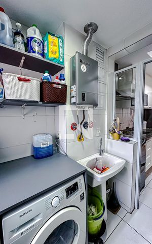 Apartamento à venda com 72m², 2 quartos e 1 vagaÁrea de Serviço