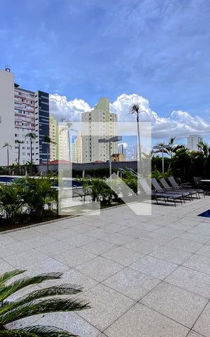Apartamento à venda com 72m², 2 quartos e 1 vagaÁrea comum - Piscina