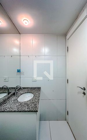 Apartamento à venda com 72m², 2 quartos e 1 vagaBanheiro da Suíte