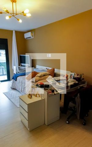Casa à venda com 440m², 4 quartos e 4 vagas Casa à venda com 440m², 4 quartos e 4 vagasSuíte 2
