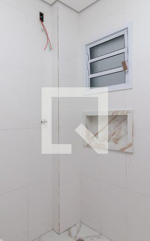 Apartamento para alugar com 40m², 2 quartos e sem vagaBanheiro