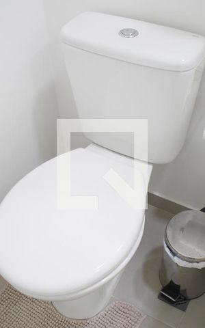 Apartamento à venda com 74m², 3 quartos e 2 vagasBanheiro 2