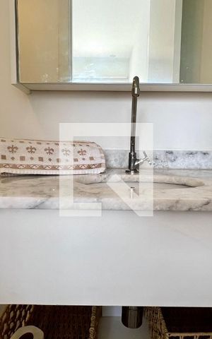 Apartamento à venda com 27m², 1 quarto e sem vaga Apartamento à venda com 27m², 1 quarto e sem vagaBanheiro da Suíte