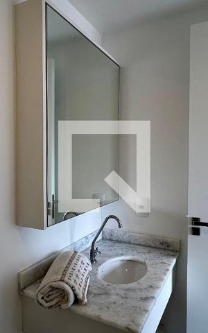 Apartamento à venda com 27m², 1 quarto e sem vaga Apartamento à venda com 27m², 1 quarto e sem vagaBanheiro da Suíte