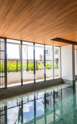 Apartamento para alugar com 121m², 3 quartos e 2 vagas Apartamento para alugar com 121m², 3 quartos e 2 vagasPiscina Coberta