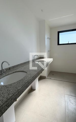 Apartamento para alugar com 121m², 3 quartos e 2 vagasBanheiro da Suíte 1