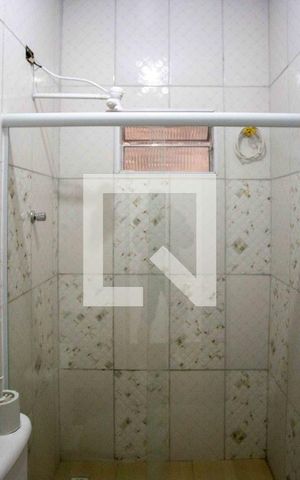 Casa à venda com 124m², 4 quartos e 2 vagasBanheiro
