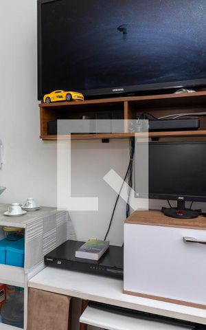 Apartamento à venda com 32m², 2 quartos e sem vaga Apartamento à venda com 32m², 2 quartos e sem vagaSala