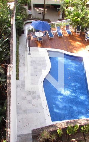 Apartamento à venda com 112m², 2 quartos e 2 vagasÁrea comum - Piscina