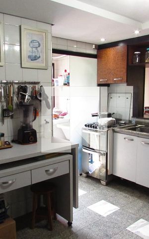 Apartamento à venda com 112m², 2 quartos e 2 vagasCozinha