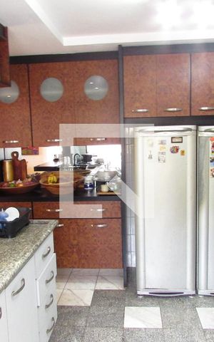 Apartamento à venda com 112m², 2 quartos e 2 vagasCozinha