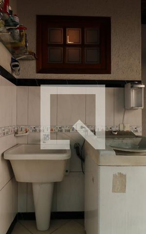 Casa à venda com 195m², 3 quartos e 3 vagasÁrea de Serviço