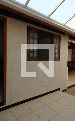 Casa à venda com 195m², 3 quartos e 3 vagasQuintal