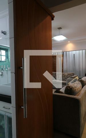 Casa à venda com 195m², 3 quartos e 3 vagasCorredor
