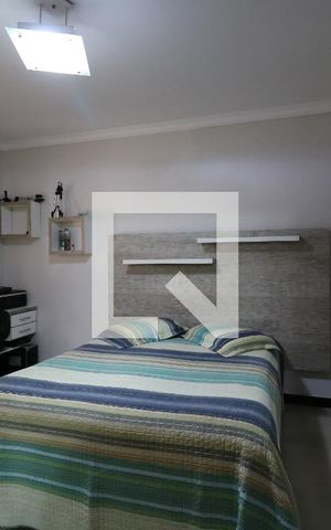 Casa à venda com 195m², 3 quartos e 3 vagasSuíte 1